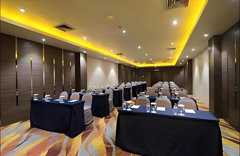 Aria Barito Hotel Banjarmasin  Esterno foto